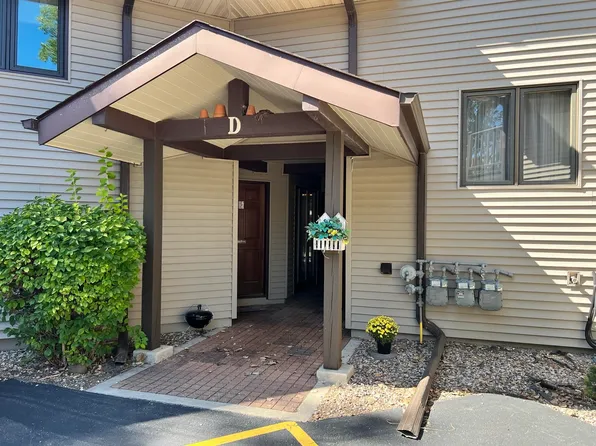 450 N Campbell Rd APT D1, Oshkosh, WI 54902