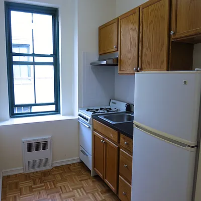 Rented by City & Suburban | media 6
