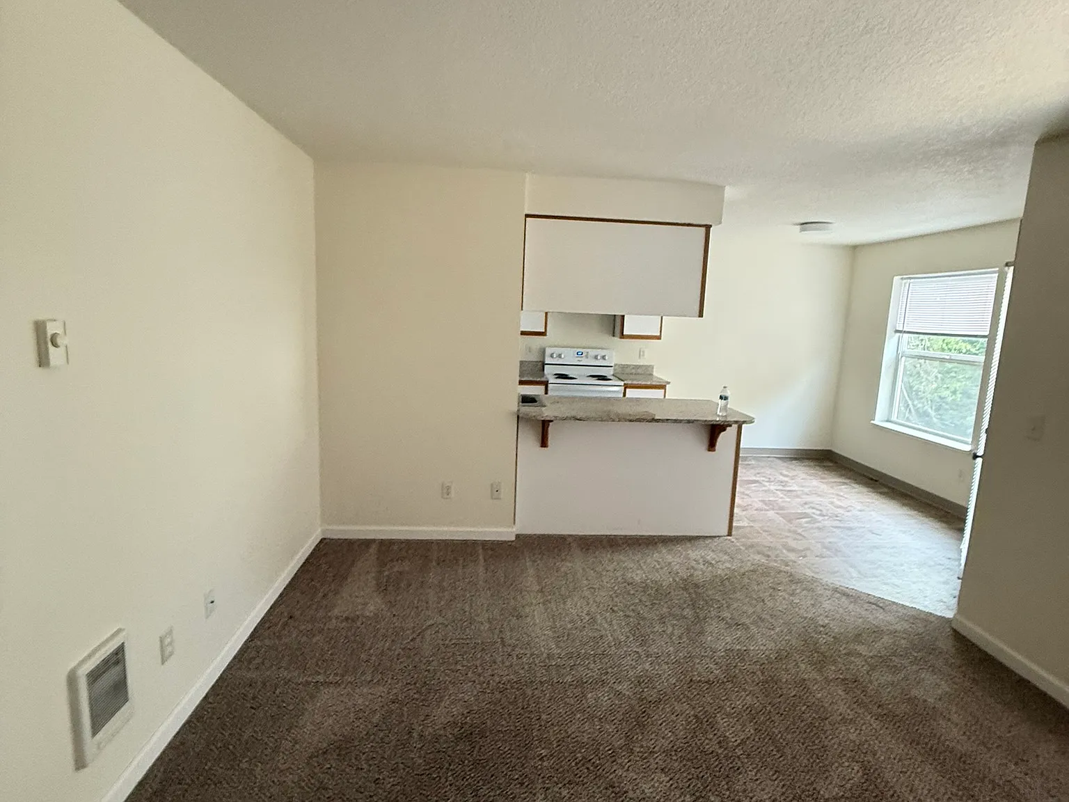 Autumn Park Apartments — Photo 4