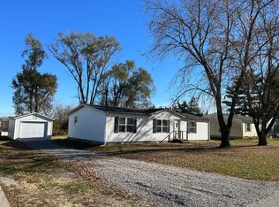 4561 Roosevelt St, Columbus, IN 47201