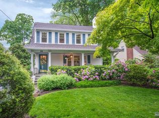 28 N Pleasant Ave, Ridgewood, NJ 07450