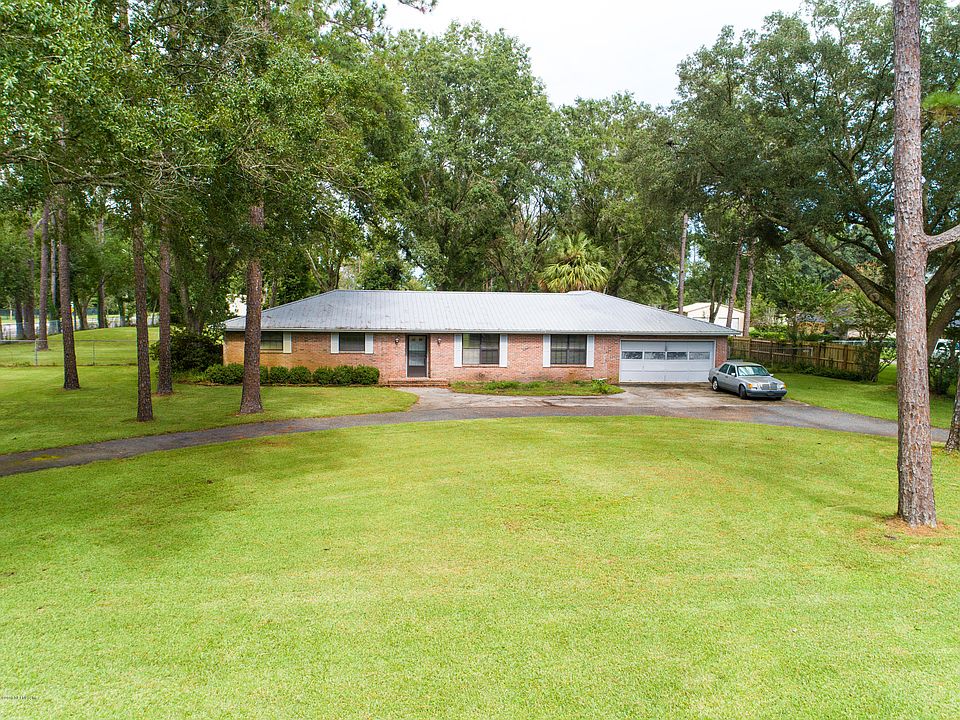 1st image of 807 Planters Grove Dr