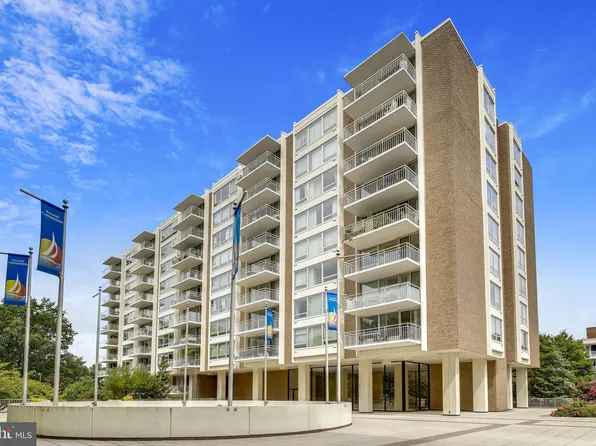 1425 4th St SW APT A704, Washington, DC 20024