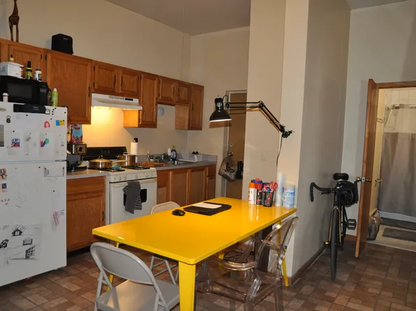 728 S Carpenter St #1R, Chicago, IL 60607