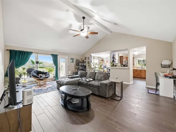 2118 Aberdeen Dr, League City, TX 77573