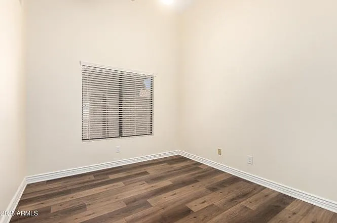 1517 W Islandia Dr — Photo 24