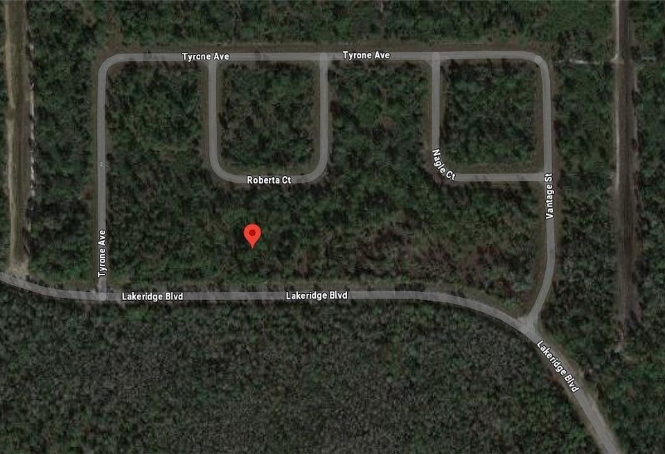 2nd image of 320 Lakeridge Blvd