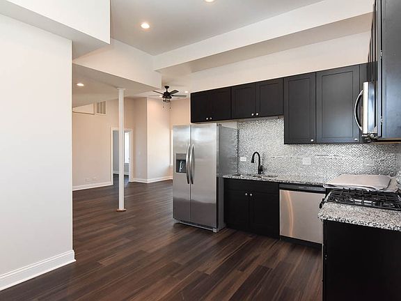 5th image of 4401 N Keeler Ave #W3