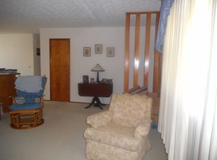 542 Central Ave, Romney, WV 26757