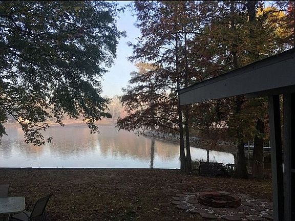 2nd image of 102 Lakeland Dr