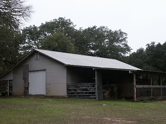 2nd image of 3941 County Road 2722
