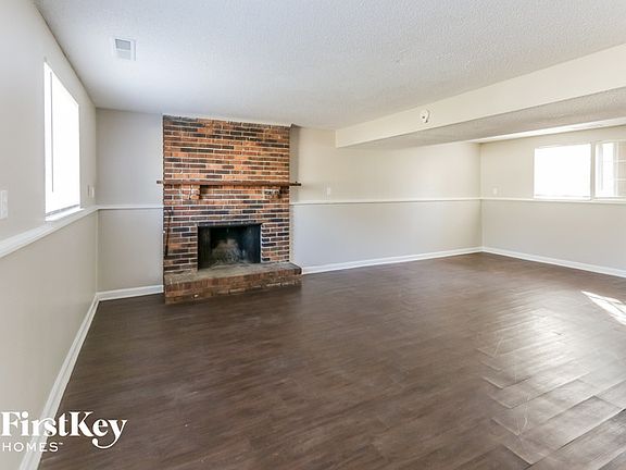 2nd image of 4317 Willow Park Cv