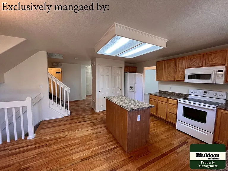 5807 Poudre Way — Photo 16