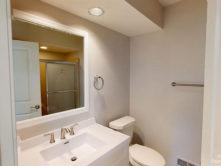 1280 Sunset Rd — Photo 26