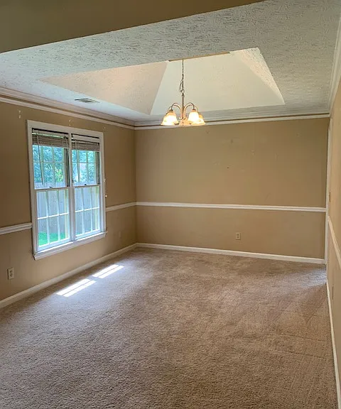 700 Hunters Creek Ln — Photo 4