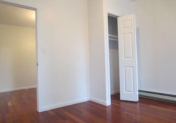 2nd image of 350 E 53rd St