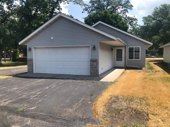 218 Moose Horn Dr, Waite Park, MN 56387