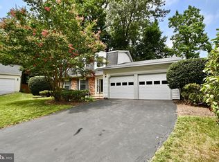 7306 Fathom Ct, Burke, VA 22015