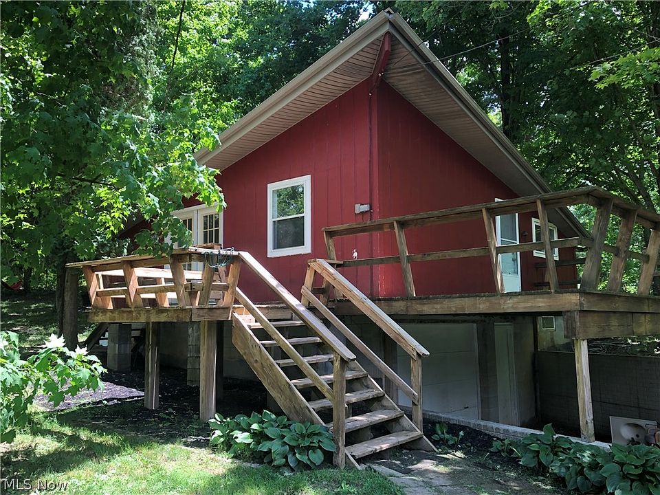 1st image of 982 Timothy Dr