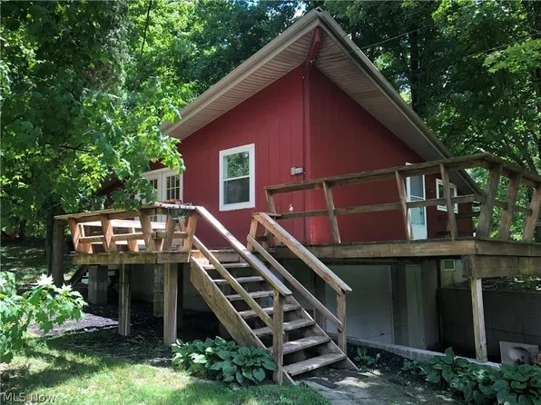 982 Timothy Dr, Willard, OH 44890