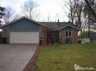 11411 Eidelweiss St NW, Coon Rapids, MN 55433
