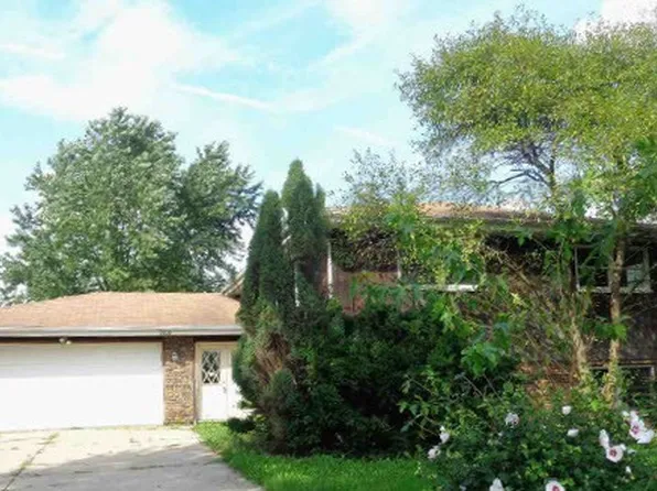 2530 W 61st Pl #8, Merrillville, IN 46410