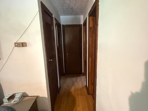 4th image of 1935 SE 144TH Street