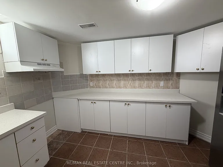 10 Sheldon Dr #BASEMENT — Photo 11
