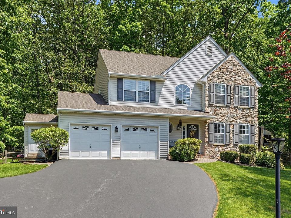 1st image of 116 Acorn Way
