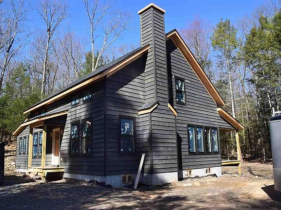 3rd image of 29 Cedar Ln