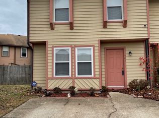 404 Saddlebrook Ct, Virginia Beach, VA 23462
