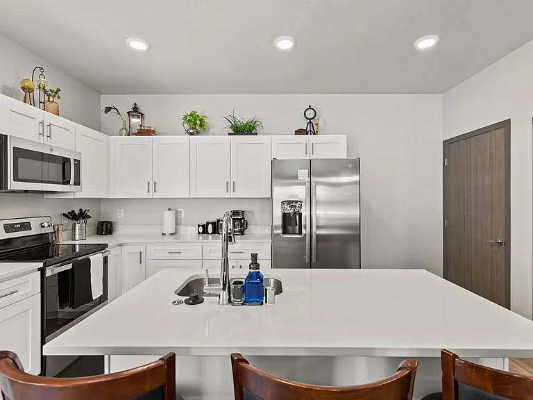 1911 W Boone Ave #1 — Photo 10