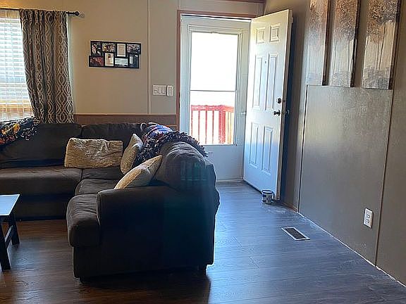3rd image of 28 Saint Francis Dr