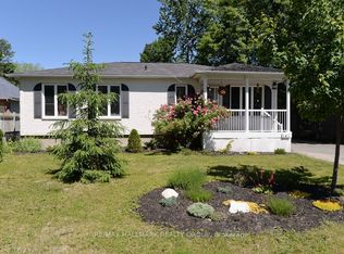 141 Corkstown Rd, Ottawa, ON K2H1B8