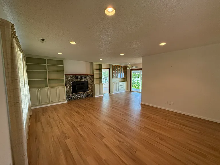 22 Dietrich Rd — Photo 6