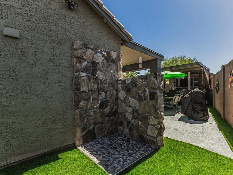 17475 W Spring Ln — Photo 19