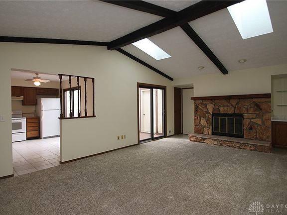 4th image of 784 Pine Needles Dr