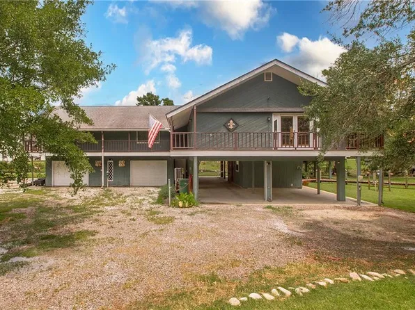 20372 Fairway Dr, Springfield, LA 70462