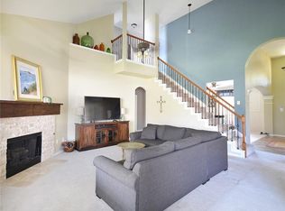 714 W Lonesome Dove Trl, Arlington, TX 76001