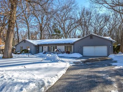 211 Academy Dr, Longmeadow, MA, 01106