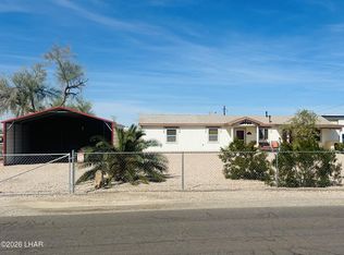 72 Kenoyer Ln, Quartzsite, AZ 85346