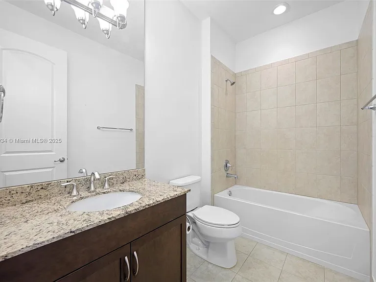 11941 Park Central — Photo 8
