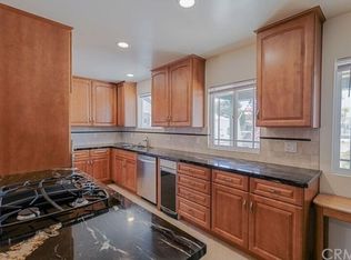 13724 Rossburn Ave, Hawthorne, CA 90250