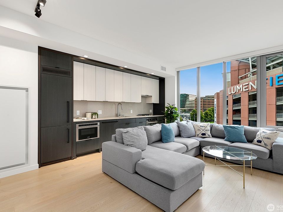 1st image of 590 1st Ave S APT 713
