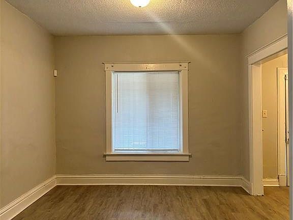 3rd image of 3039 College Ave