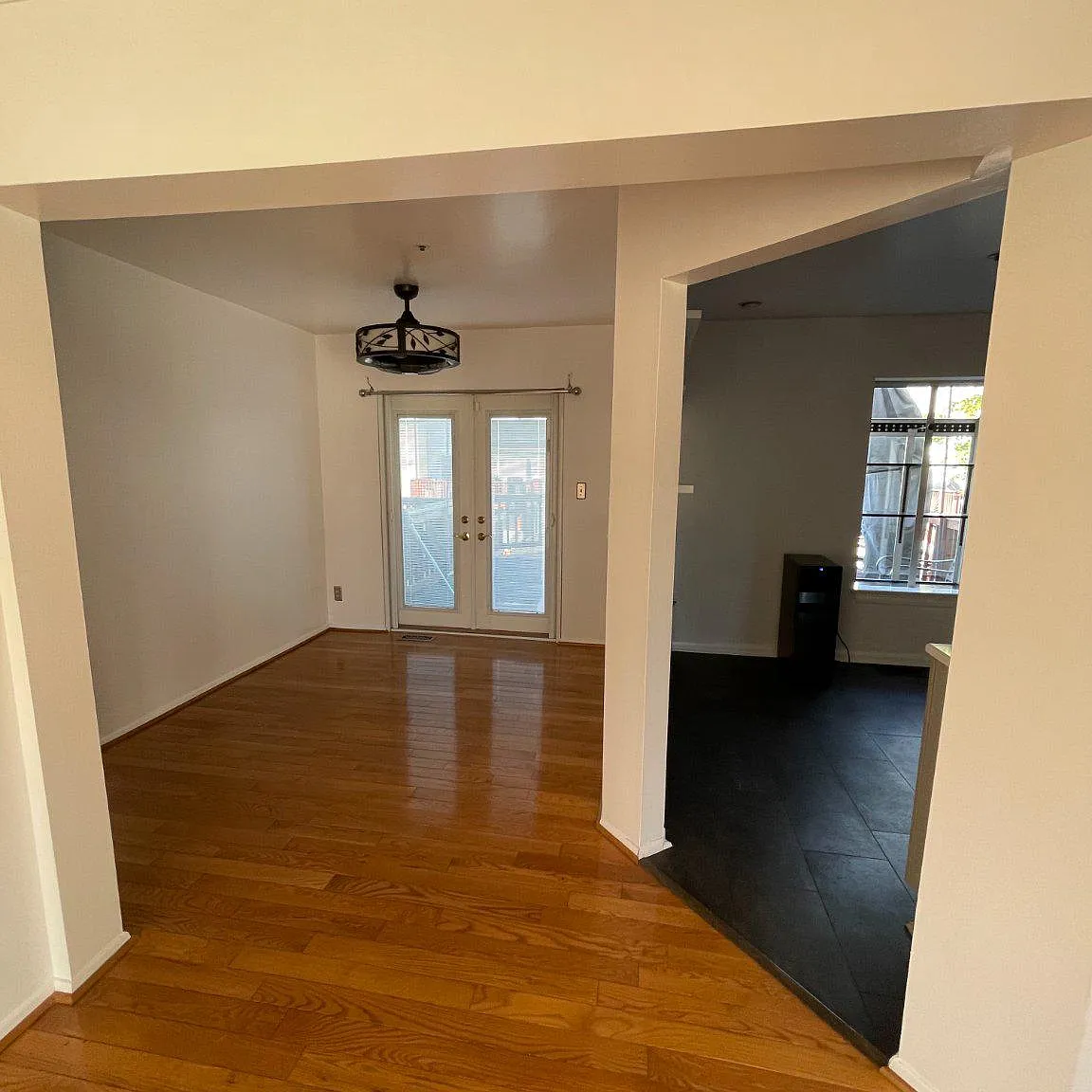 3 bed, 2.5 bath, 1280 sqft, $2,950 — Photo 3