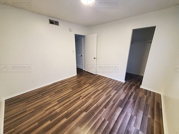 3rd image of 4010 Bob Wallace Ave SW #2