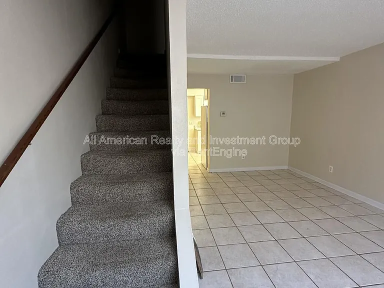 146 Alabama Ave NW #B — Photo 9