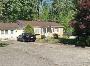 11820 Cornwell Dr, Manassas, VA 20112