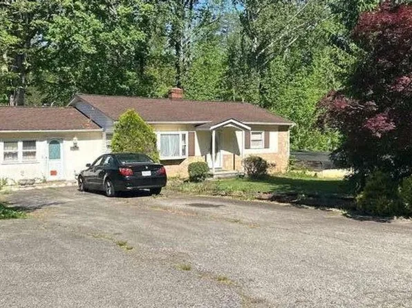 11820 Cornwell Dr, Manassas, VA 20112